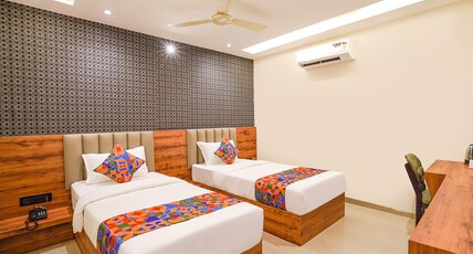 FabHotel Well Back Room Type - Executive Room