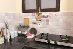 Luxury Stay Dayal Bagh Lulu Mall Couple Friendly