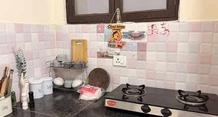 Luxury Stay Dayal Bagh Lulu Mall Couple Friendly Room Type - Luxury Stay Dayal Bagh Lulu Mall Couple Friendly