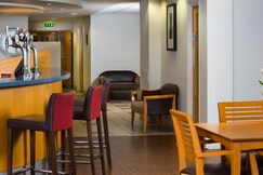 Holiday Inn Express SWANSEA - EAST