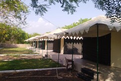 Riverside Golf Course