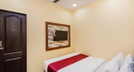 FabHotel Aai Om Residency Room Type - Deluxe Room