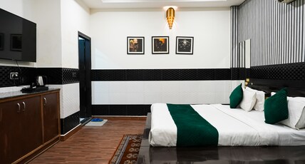 Hotel Apple Green Room Type - Executive Room With Bathtub Hotel Apple Green Room Type - Executive Room With Bathtub