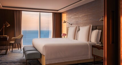 Jumeirah Beach Hotel Dubai Room Type - Ocean Balcony Club