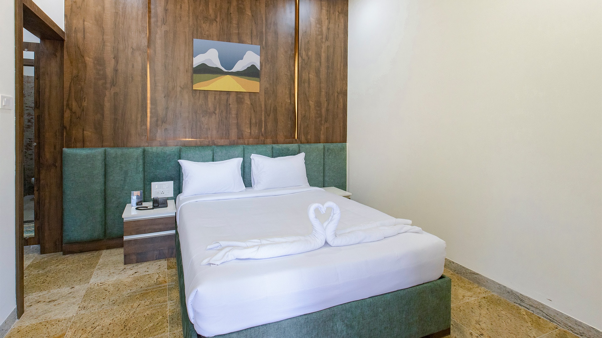 Aara Jungle Resort - Tap to explore photos