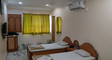 HOTEL FLAMINGO Room Type - Deluxe AC Room