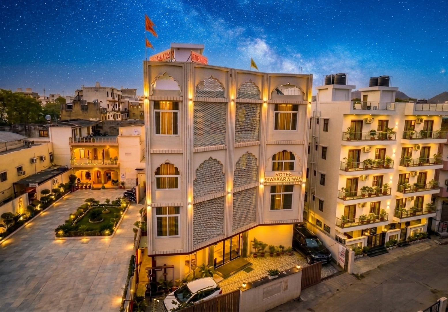 Hotel Diwakar Niwas - 100 Mtr. From Sindhi Camp Bus Stand - Tap to explore photos