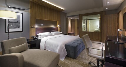Sheraton Grand Bangalore at Brigade Gateway Room Type - Club lounge access, Guest room, 1 King Sheraton Grand Bangalore at Brigade Gateway Room Type - Club lounge access, Guest room, 1 King