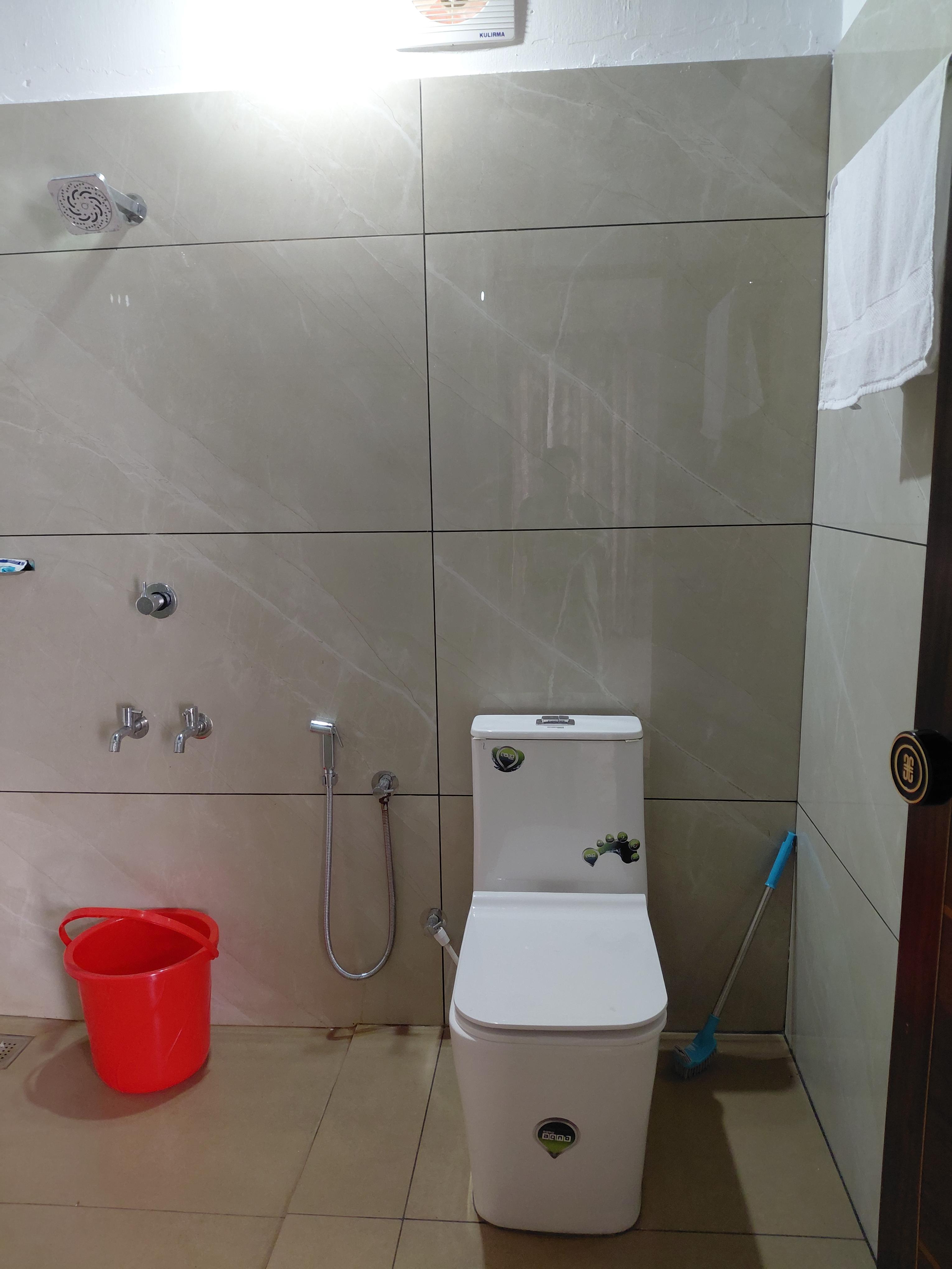 ETERNA HOMESTAY RACKAD - Tap to explore photos