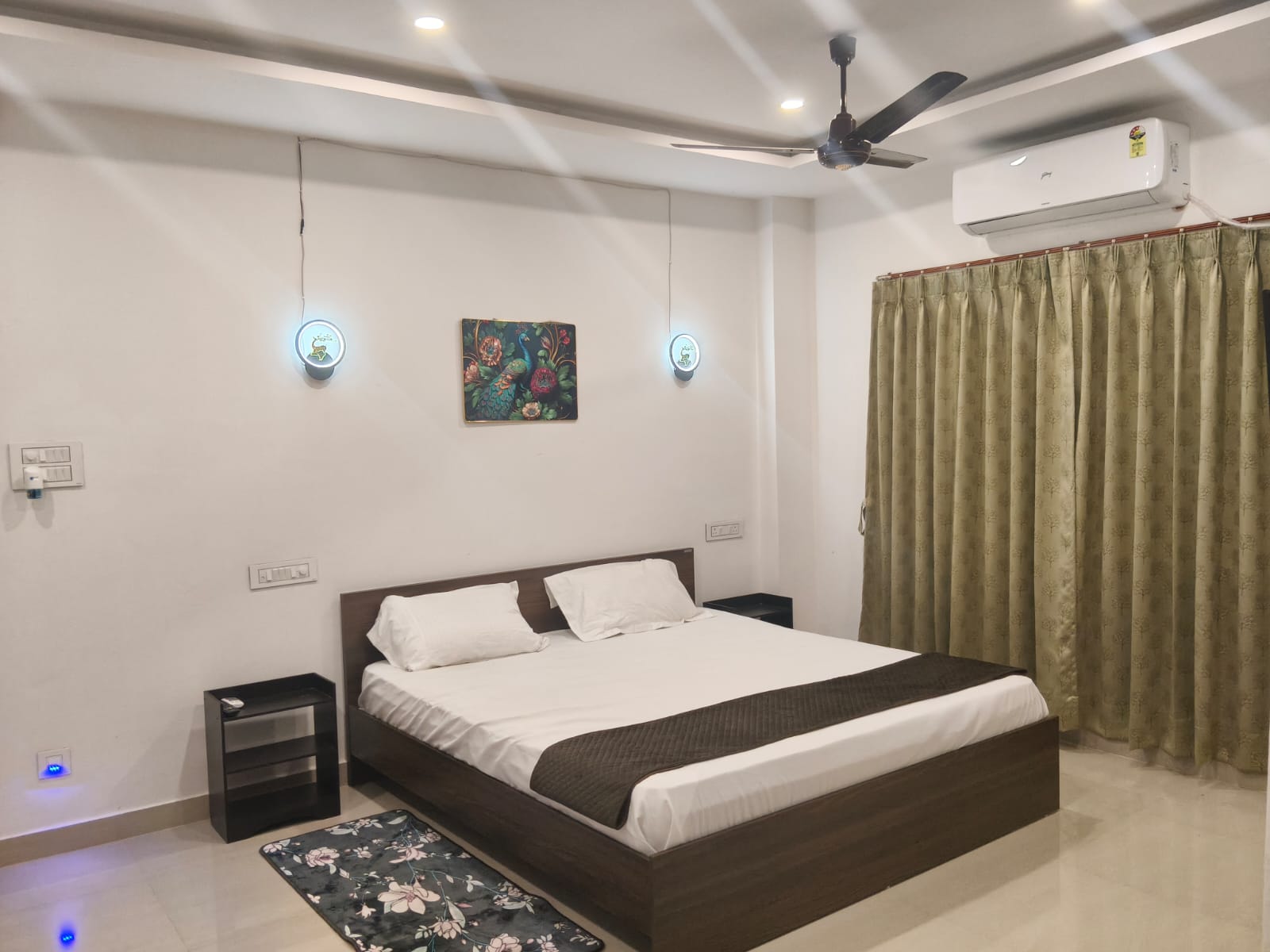 Luxury Dhavika stay eat n celebrate - Tap to explore photos