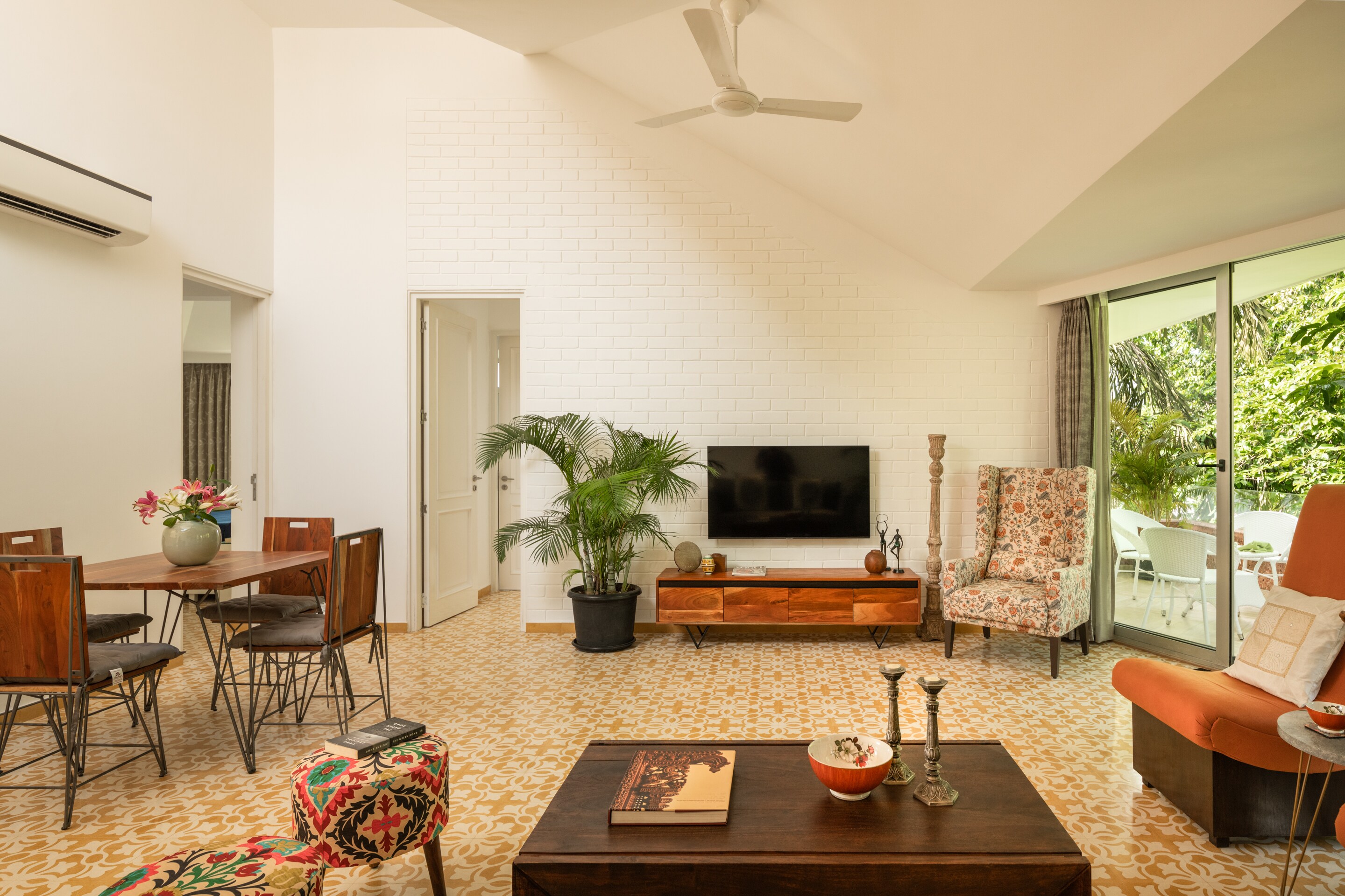 El Sereno - 2 BHK at Vagator by The Blue Kite (201) - Tap to explore photos