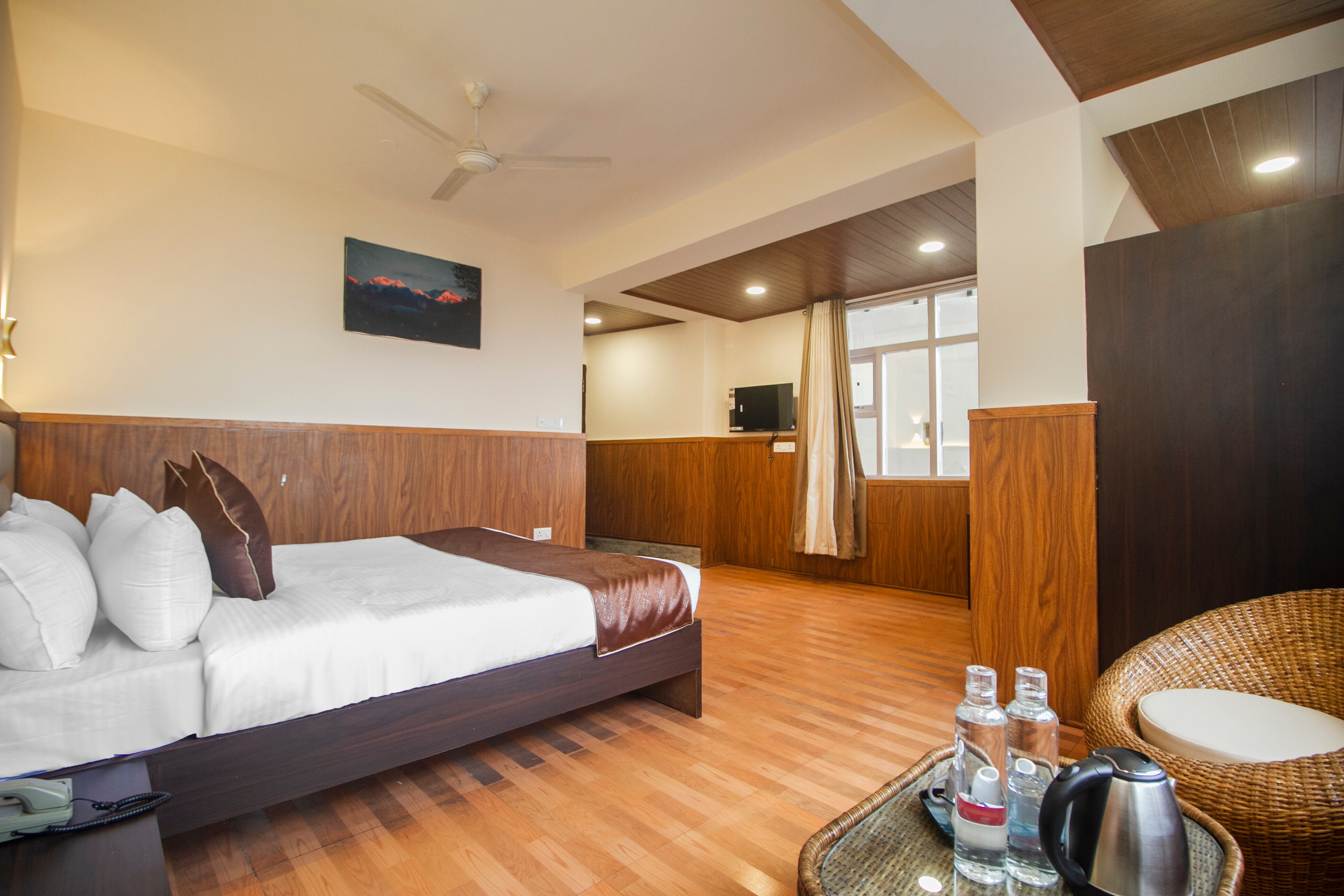 Hotel Tibet Gallery - Tap to explore photos
