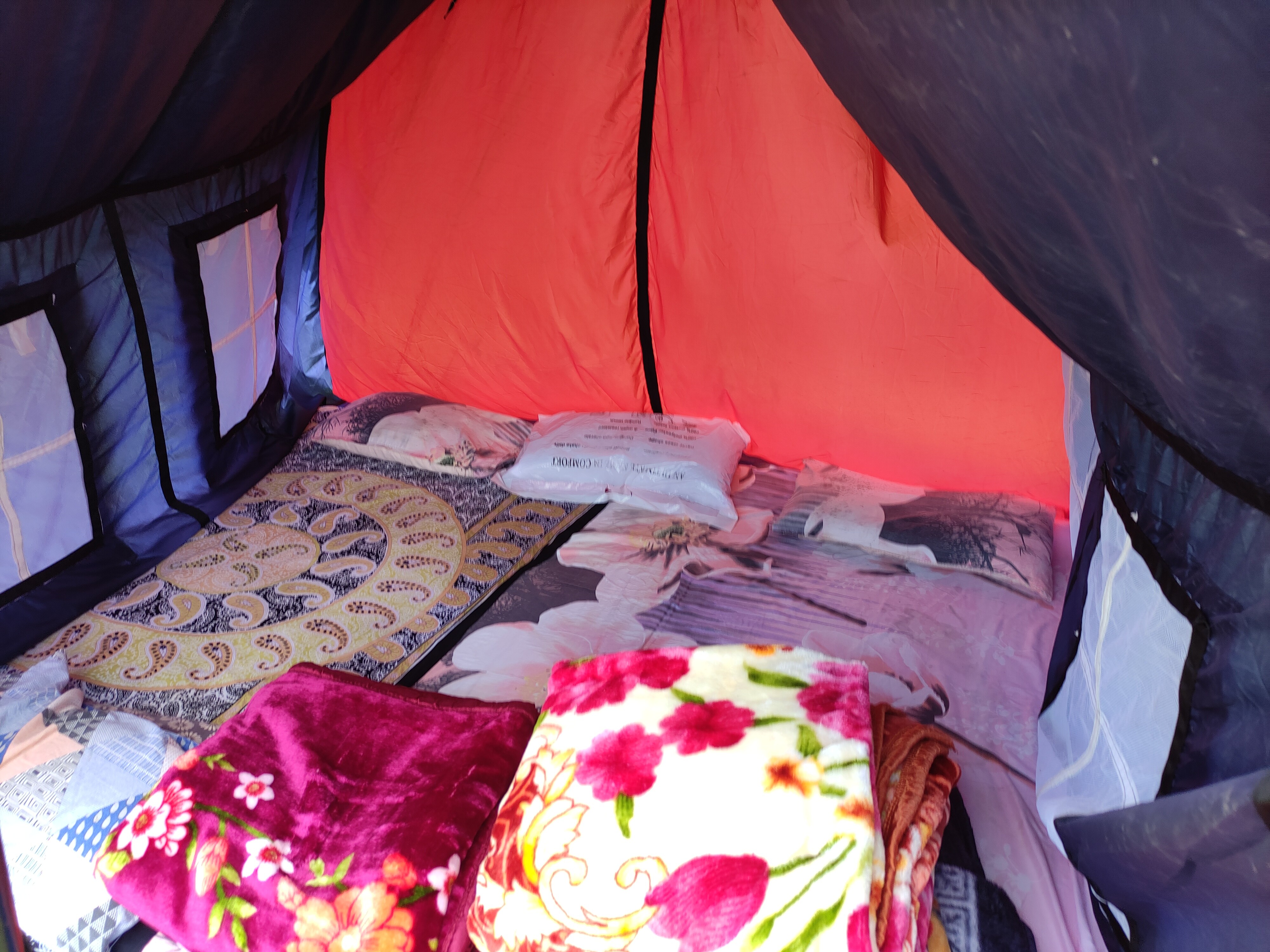 Villagers Camping and Cafe - Tap to explore photos