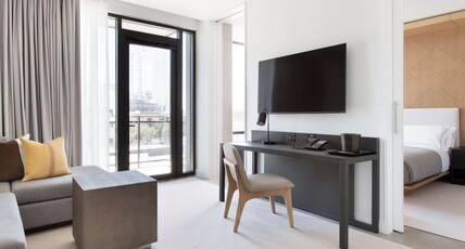 Canopy by Hilton Austin Downtown Room Type - 1KG 1 BEDRM STE W BALCONY
