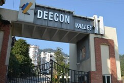 Entire Floor Modern 3BR 3Full Bath Luxury Home Vacationer