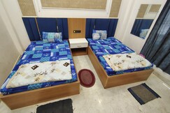 Shaanti guest house