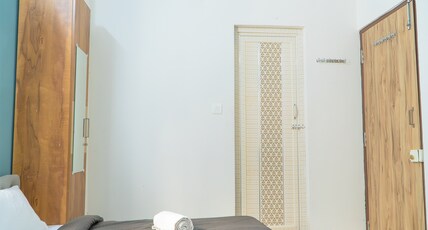 Z Express Arena Room Type - Standard Queen