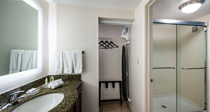 Homewood Suites by Hilton Gainesville Room Type - 2 QUEEN BED STUDIO SUITE
