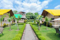 Corbett Cottage Resort
