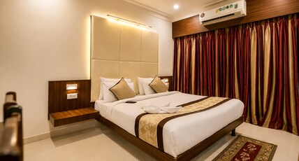 Hotel Sunflower Room Type - Sanitized Deluxe AC Room 120 Sq Ft