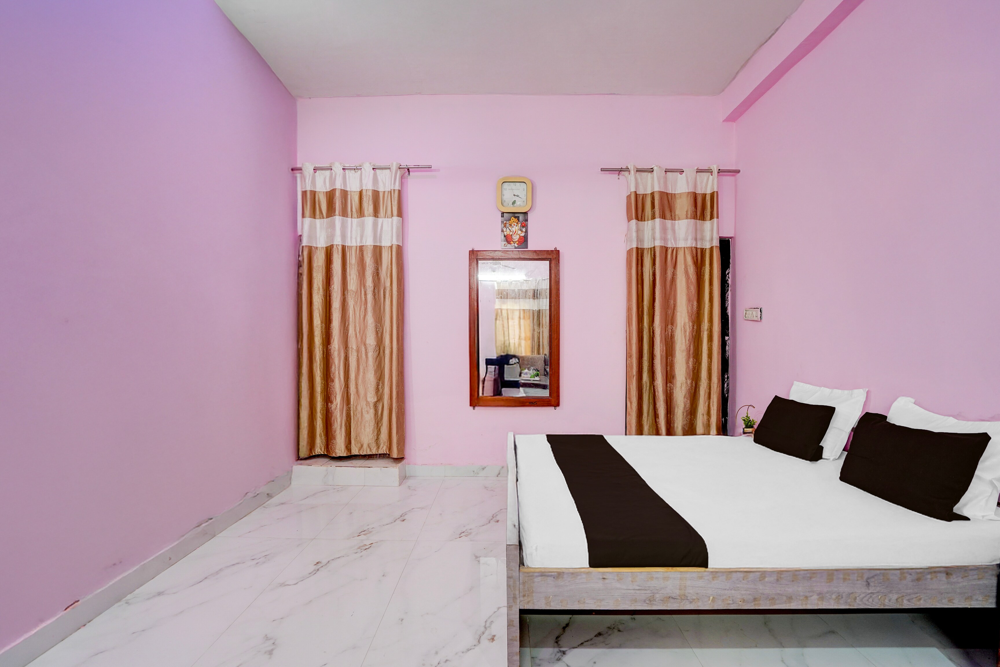 SPOT ON Sankalp Hotel - Tap to explore photos