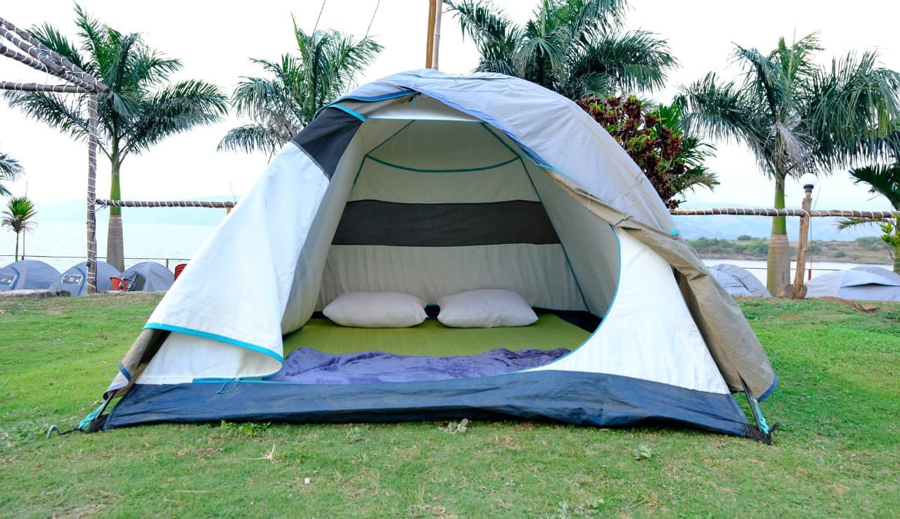 Pavna lake camping - Tap to explore photos