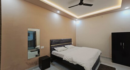 Maa Parvati Homestay Ayodhya Room Type - DeluxeBedroom 8