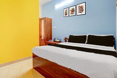 Hotel O R R Comforts Boarding and Lodging