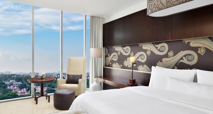 The Westin Gurgaon Room Type - Royal Suites with Bathtub & Living Area