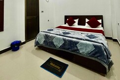 Flagship OYO Hotel Om