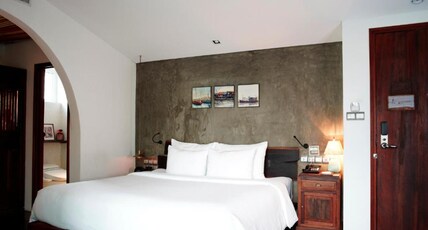 The Myst Dong Khoi Room Type - Serene Corner Balcony Double Room The Myst Dong Khoi Room Type - Serene Corner Balcony Double Room