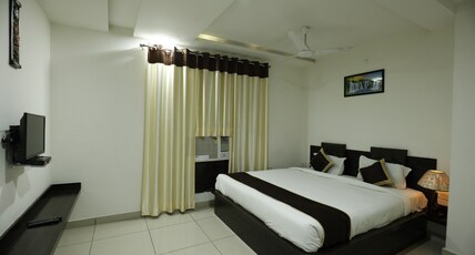 Hotel Areeba by The Golden Taj Group & Hotels Room Type - Deluxe Room - AC