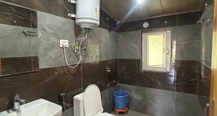 Bhanoo home stay  Room Type - Bedroom 7