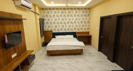 shivam home stay (Nanakheda) Room Type - 1 RK