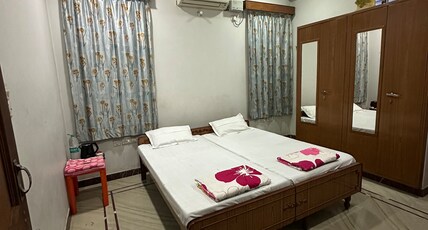 Ashish Marriage Place Room Type - Deluxe Room - AC