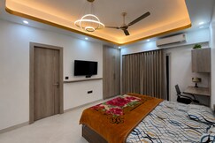 Address of Ufairia studio apartment