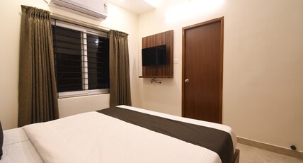 Gajapati Premium Room Type - Deluxe Ac Room