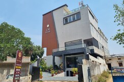 CM PARK Dharmjaygarh