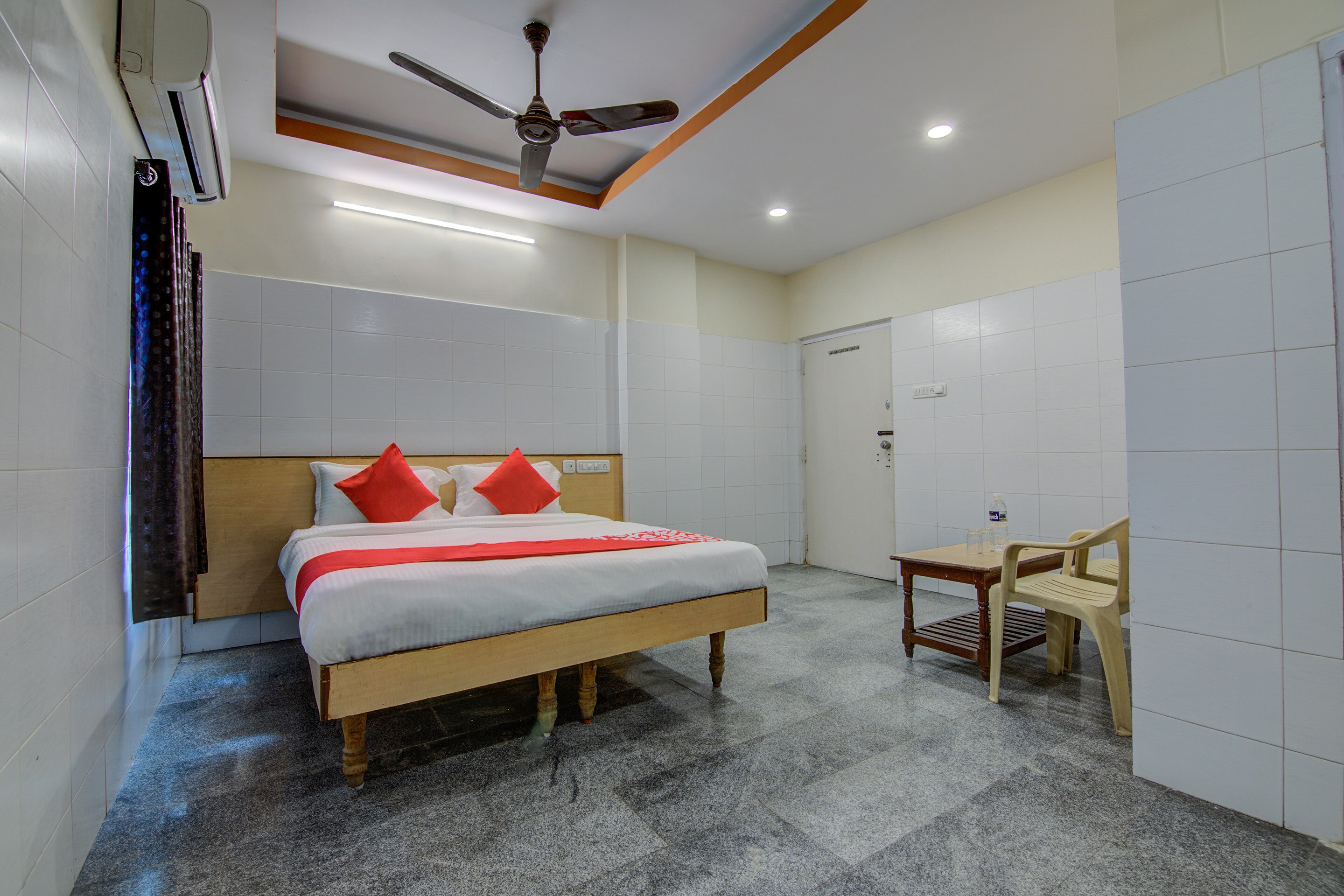 Hotel O Mayur's Residency - Tap to explore photos