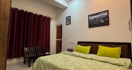 SHREE RAM Room Type - DELUXE ROOM