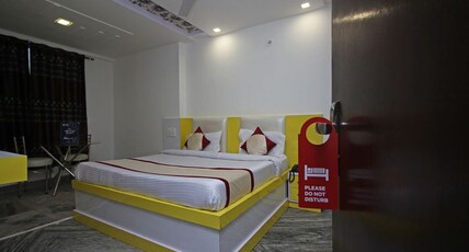 Hotel Ravi Palace Room Type - Classic Room