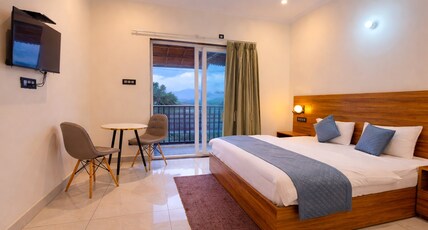 The Sanctuary Boutique Stays : Bhimtal Room Type - Deluxe Room