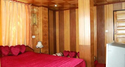 Hotel Broadway Homestay Room Type - Premium Mountain View