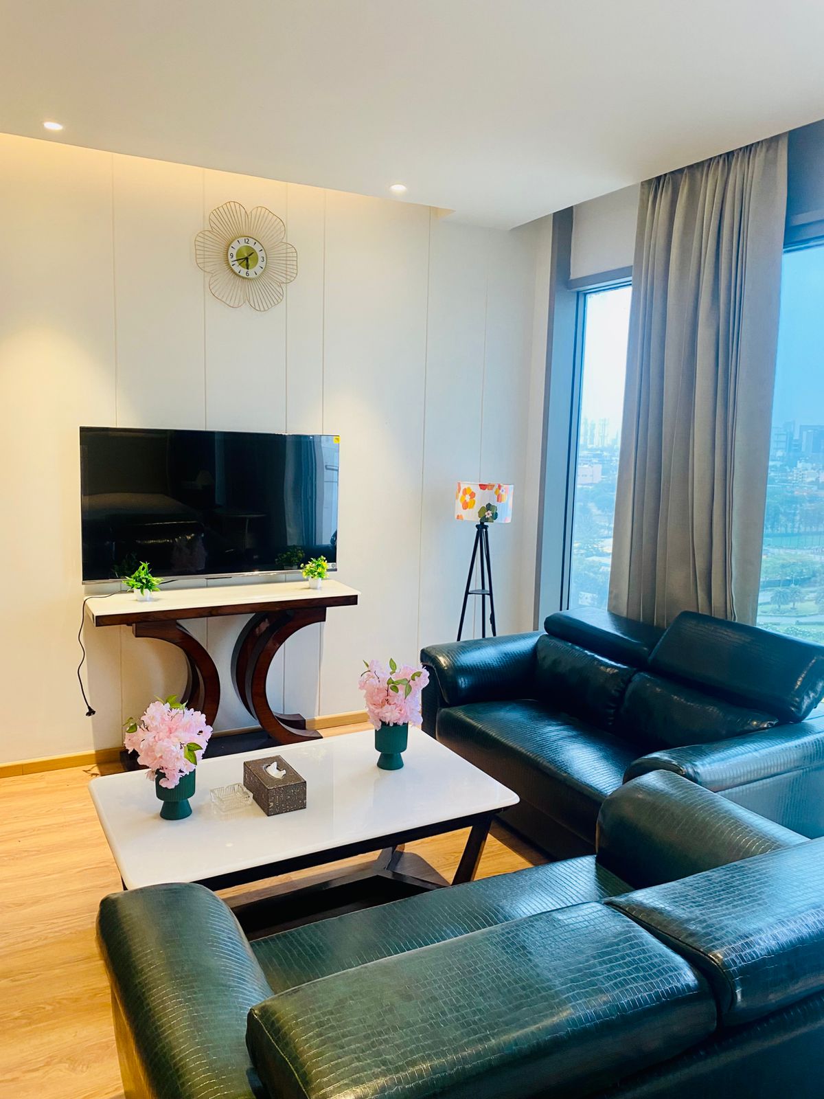 Mini Luxury Retreat | Aravalli M3M HighRise - Tap to explore photos