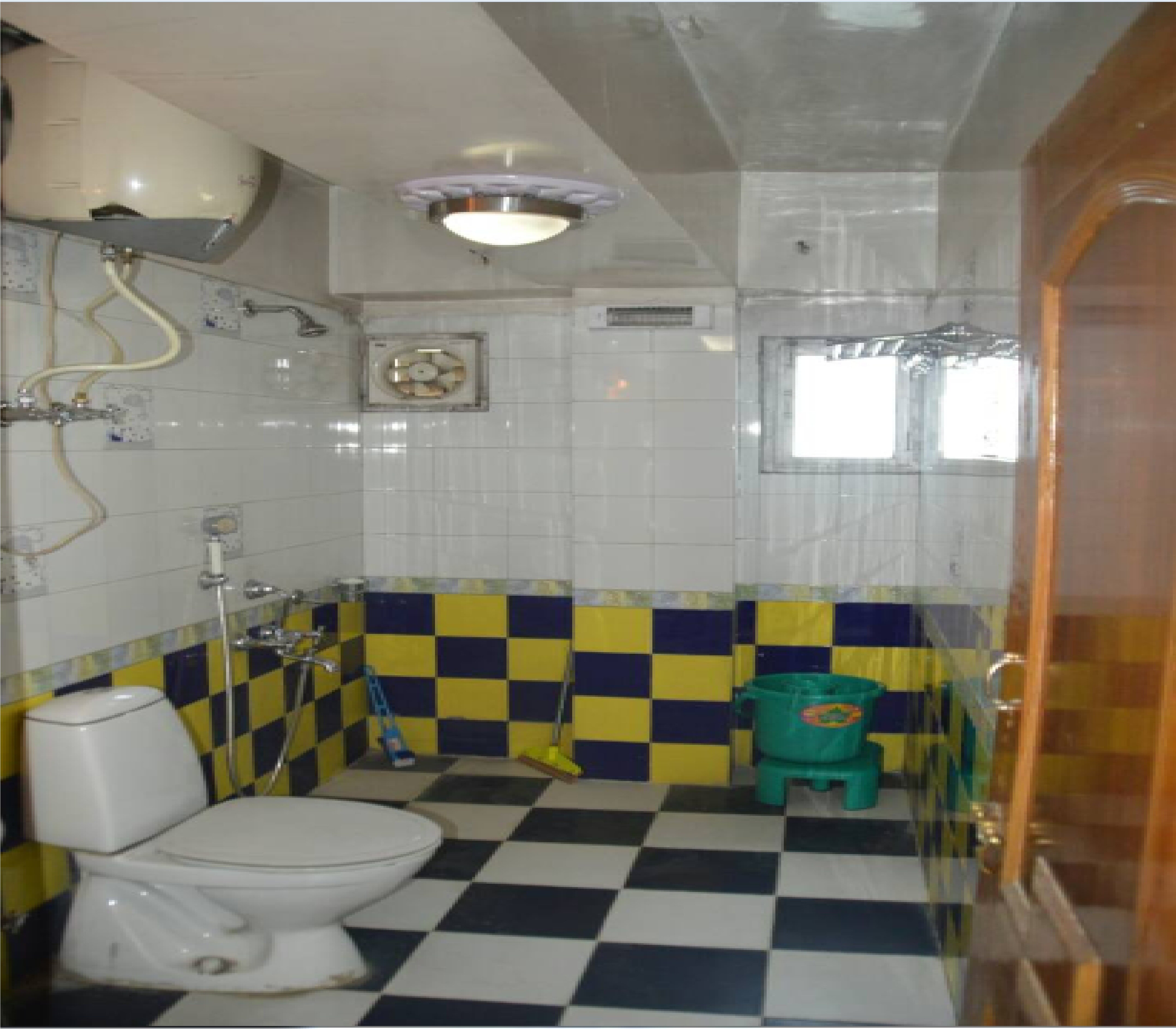 Nidda Hotel - Tap to explore photos