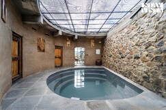 StayVista at Luxury Cottage @ Cosmic Park w/Plunge Pool