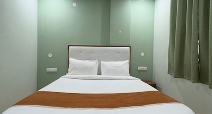 Raasaa Grand Rooms Room Type - Deluxe Double Room