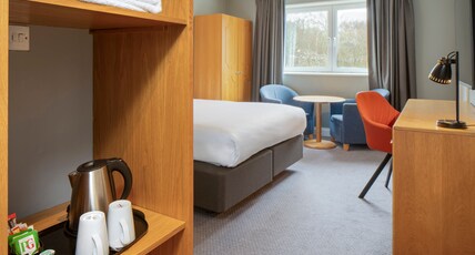 Holiday Inn EDINBURGH Room Type - 1 Double Standard Accessible