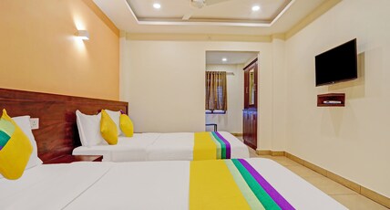 Sparrows Residency Room Type - Double Double Room