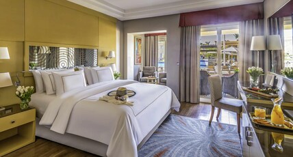 RIXOS PREMIUM SEAGATE Room Type - Deluxe Room King Bed
